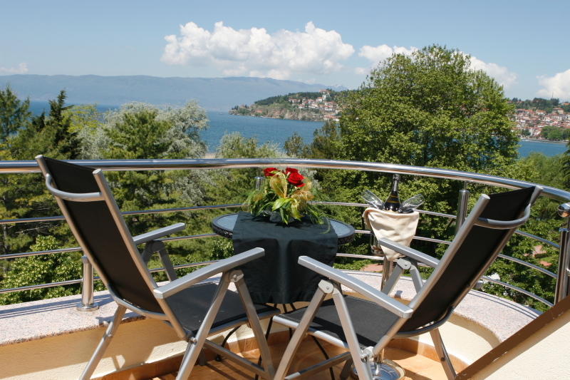 Hotel Garden Ohrid Esterno foto